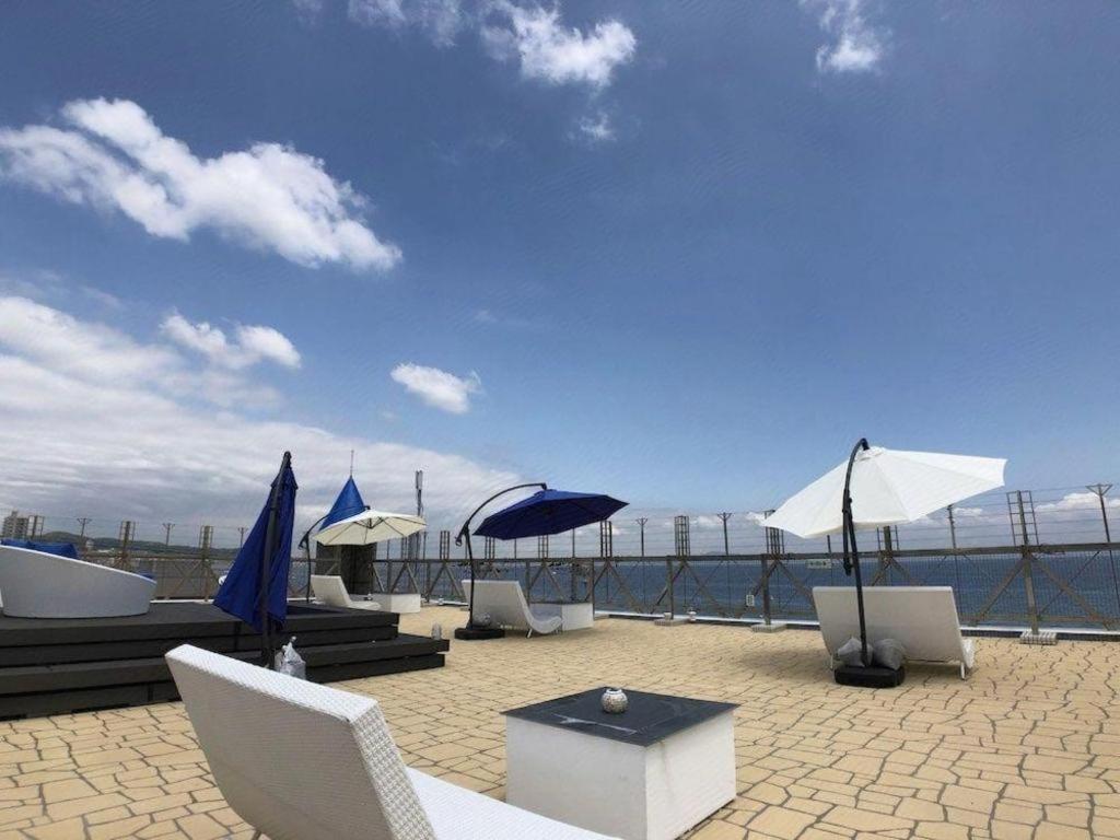 Mykonos Resort Miura Yokosuka Exterior foto
